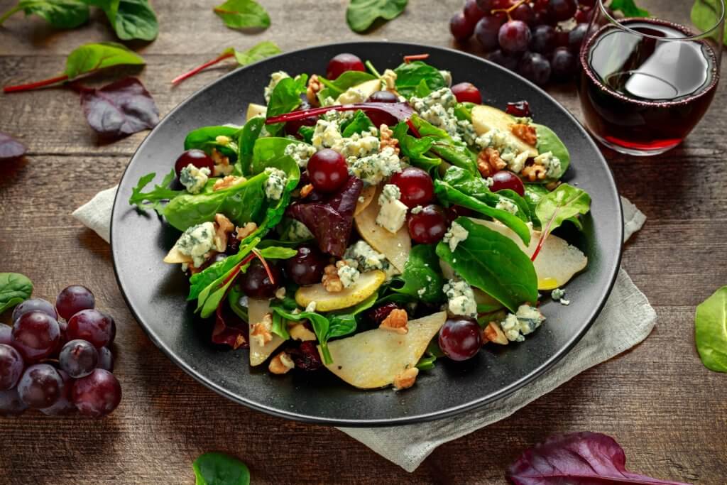 best salads in Austin: pear and bleu cheese salad